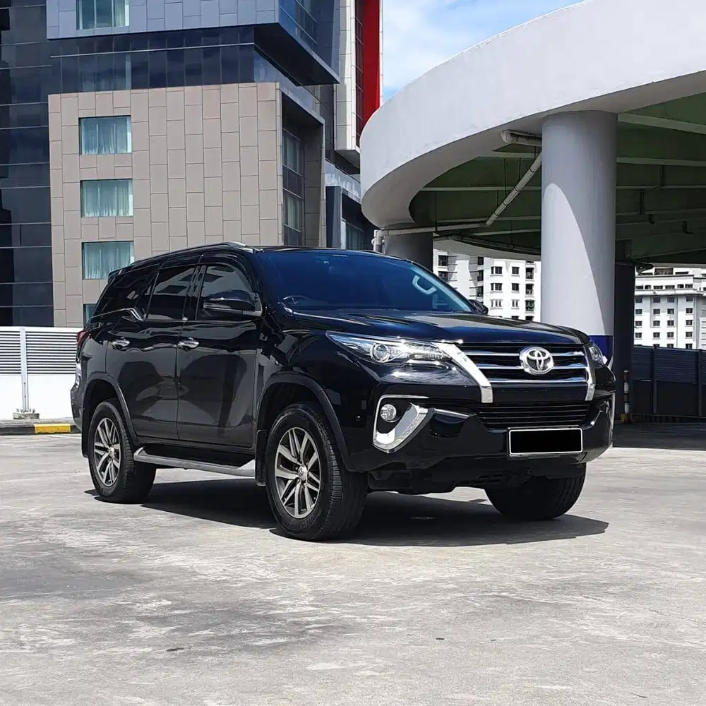 (TDP 30 JT) LOW KM 79 RB ! TOYOTA FORTUNER VRZ HITAM 2020 !