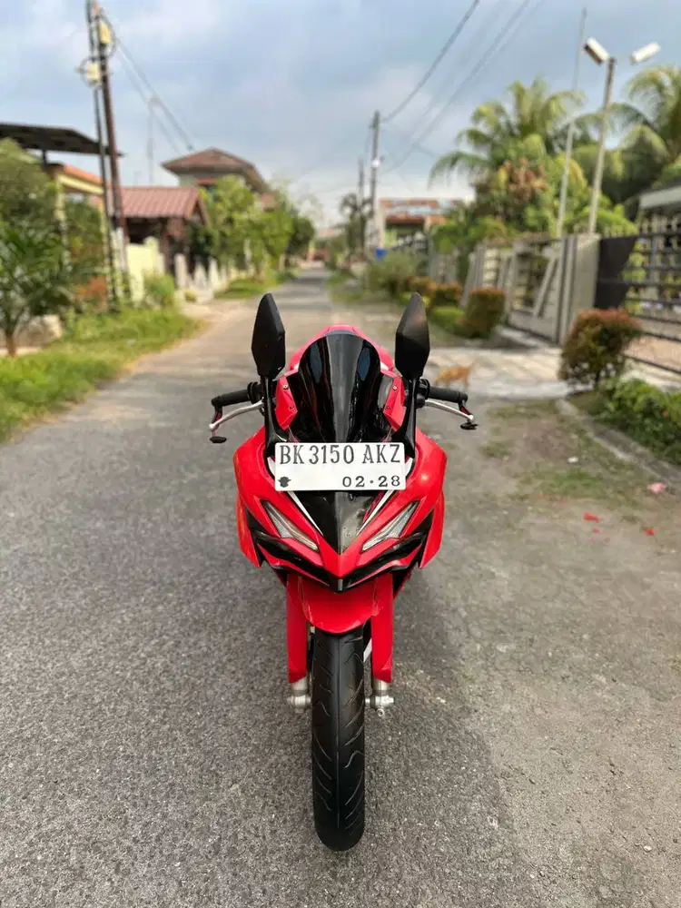 Honda All New CBR 150R Tahun 2022 Pemakaian 2023