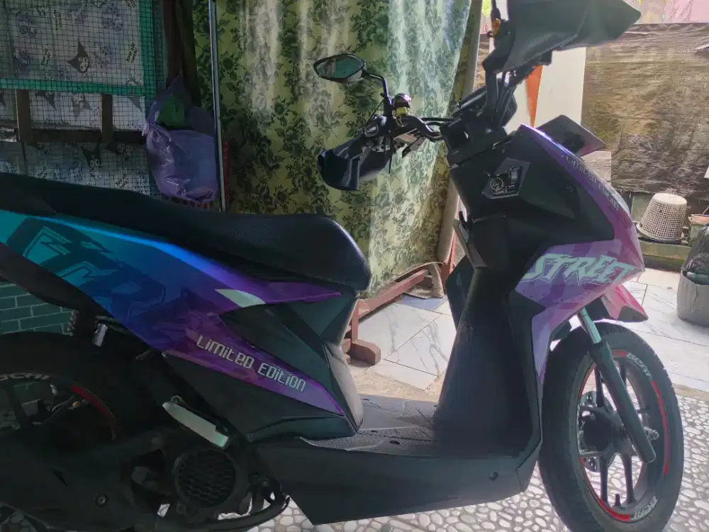 Motor honda beet street tahun 2012 akhir