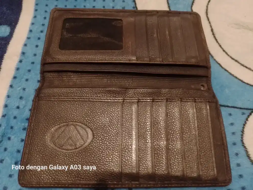 Dompet Kulit Original,Kondisi Masih Oke.dan Siap Pakai
