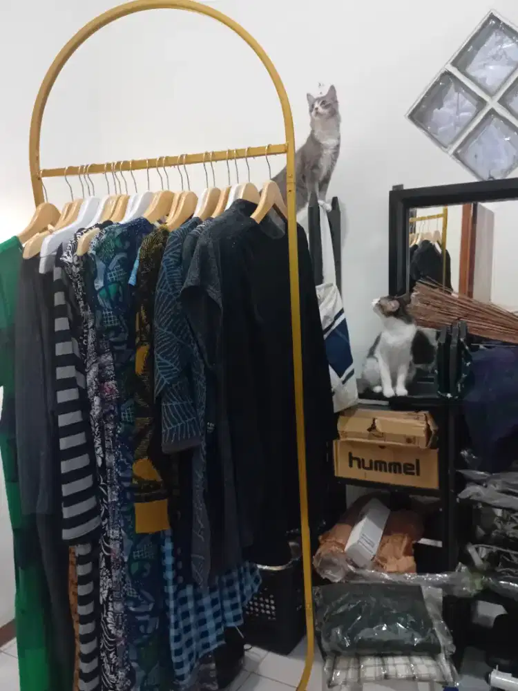 PRELOVE : Diborongkan baju  50 pcs