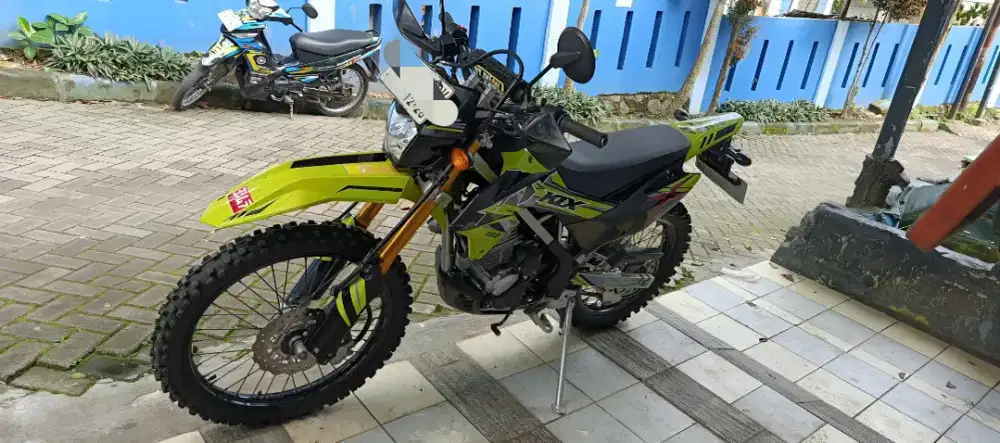 Bismillah jual kawasaki klx bf 2023 kondisi mulus
