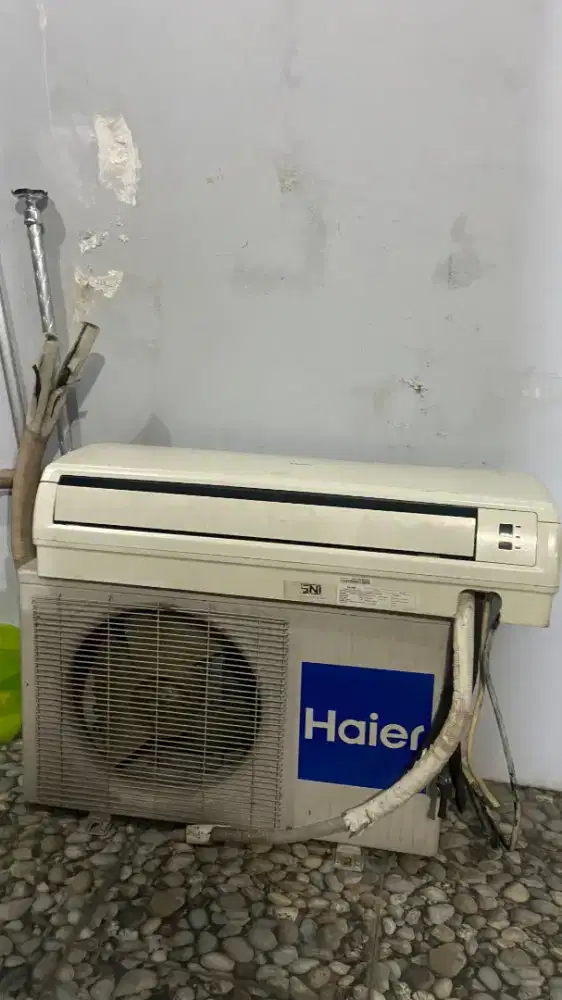 AC HAIER 3/4pk masih bagus