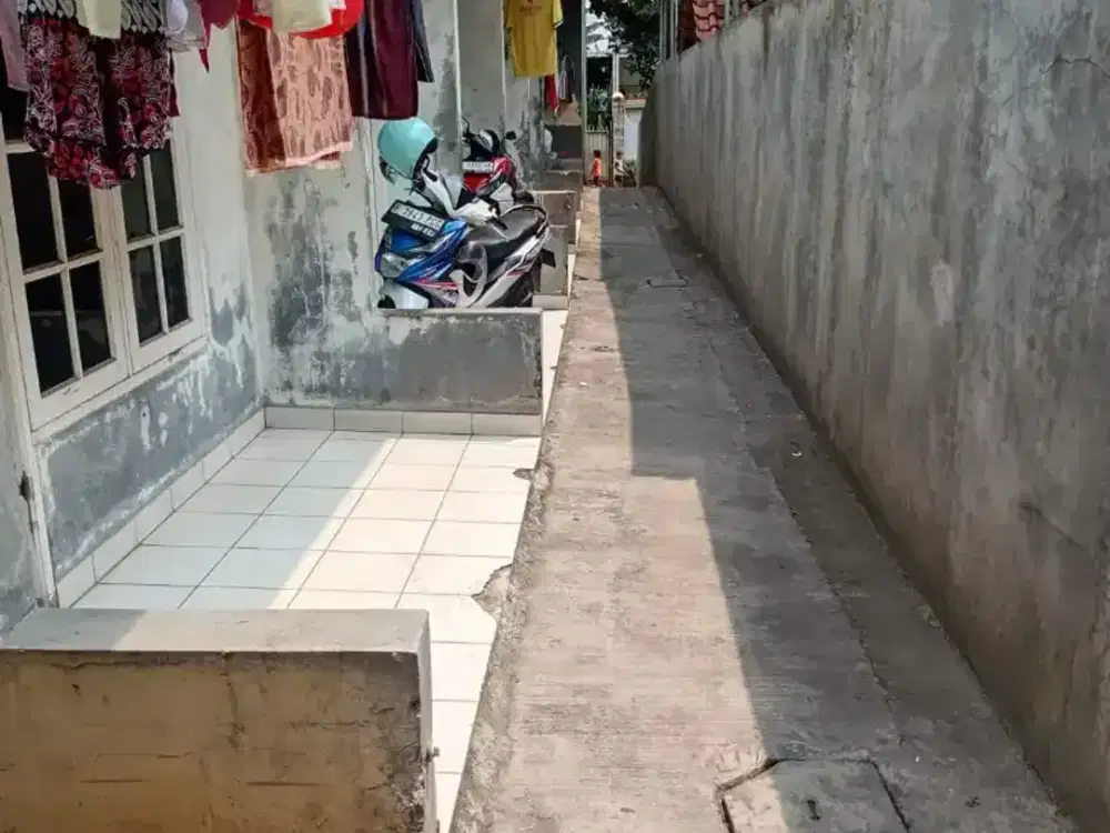 Di Jual Cepat ! Rumah Kontrakan 7 Pintu, Tidak Pernah Kosong Di Caman