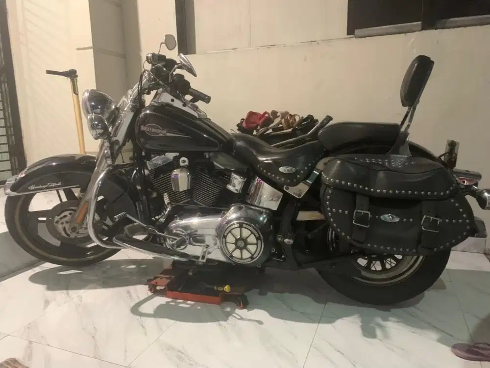 Harley davidson heritage softail