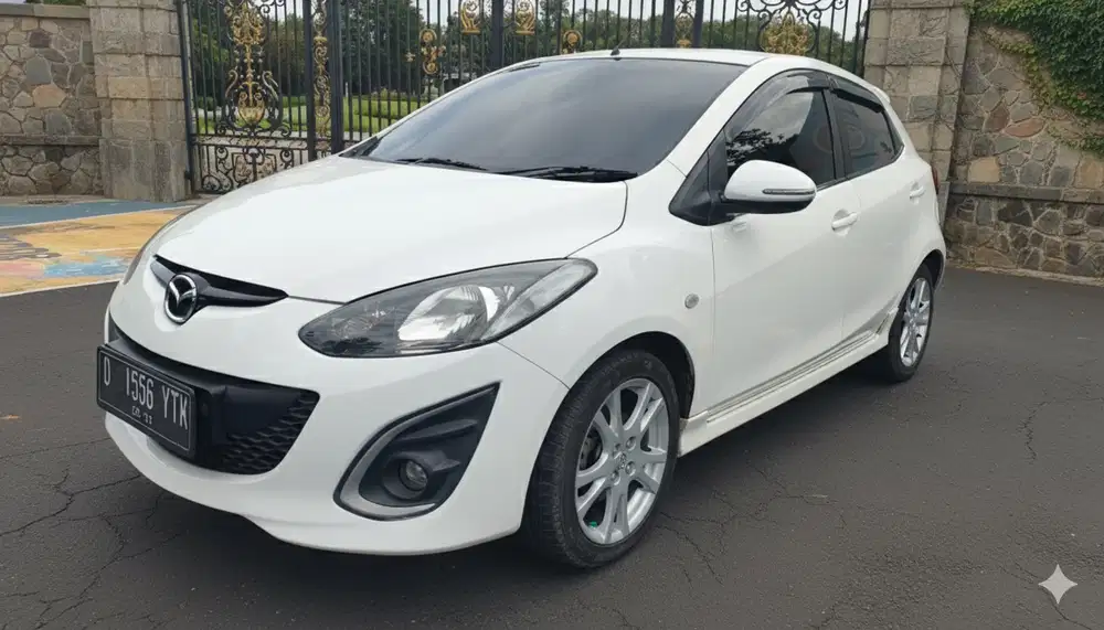 Mazda 2 2012 Bensin