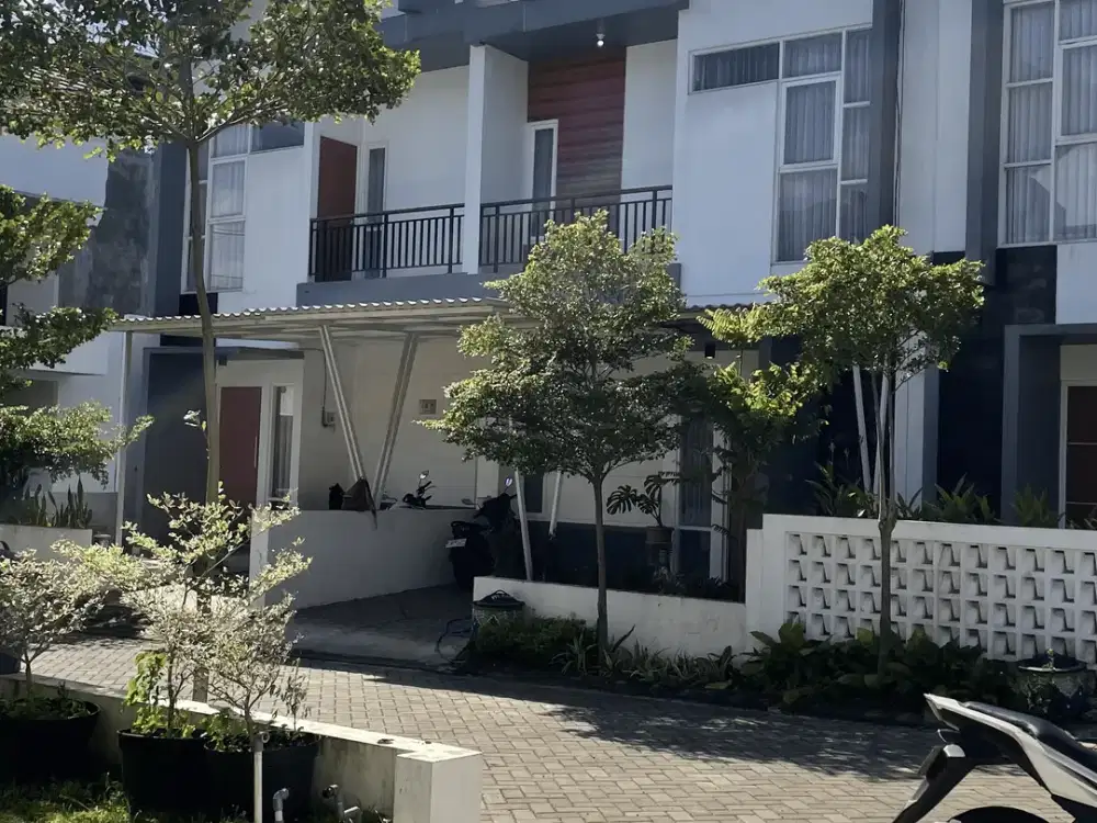 MURAHH Rumah Villa Mewah 2 Lantai Selangkah Wisata Malang Sky Land