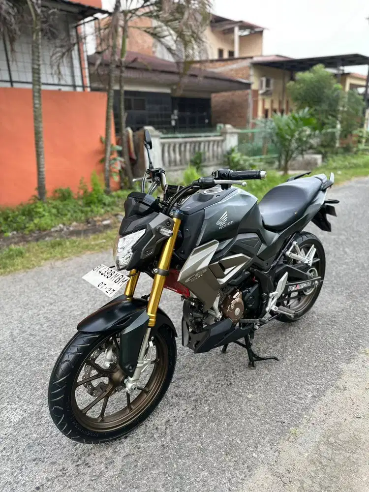 Honda CB 150R V4 SE Tahun 2022