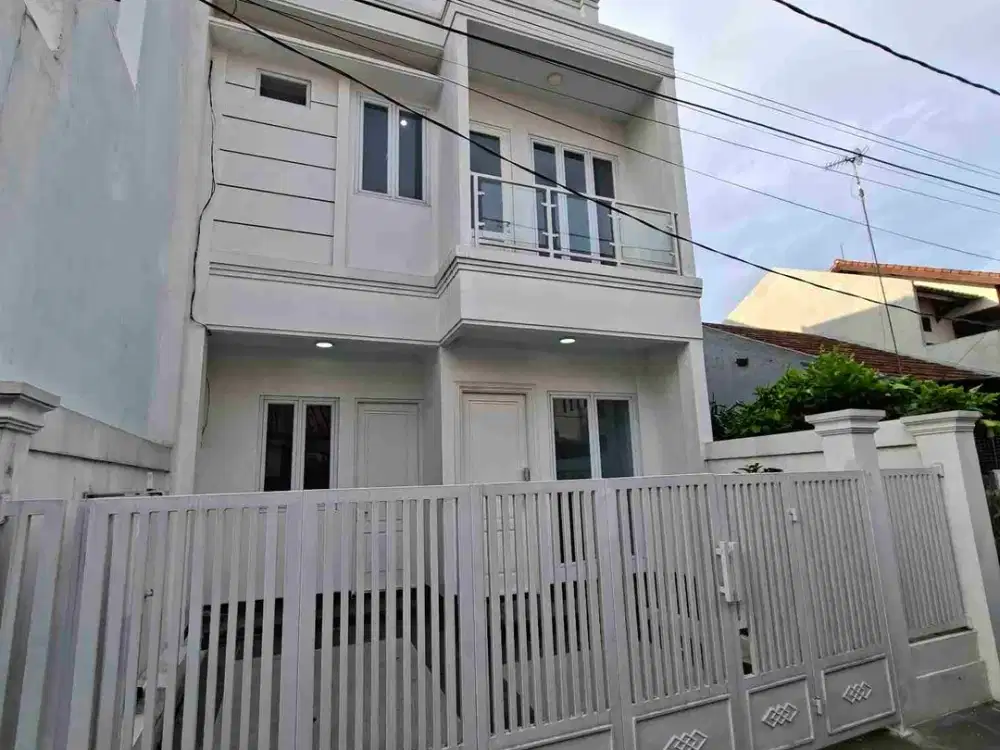 Rumah Baru Fress Siap Huni dalam Komplek PTB Pondok Kelapa