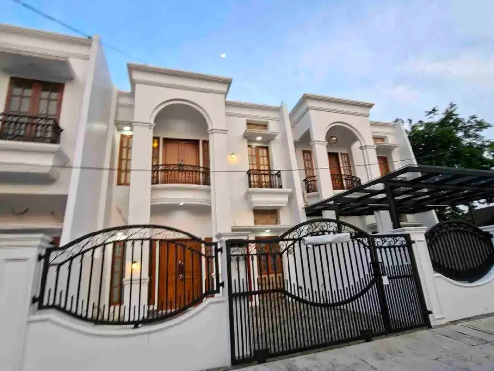 RUMAH Modern Classic Siap Huni Dalam Komplek Elit (Lihat Pasti Suka)- Duren Sawit
