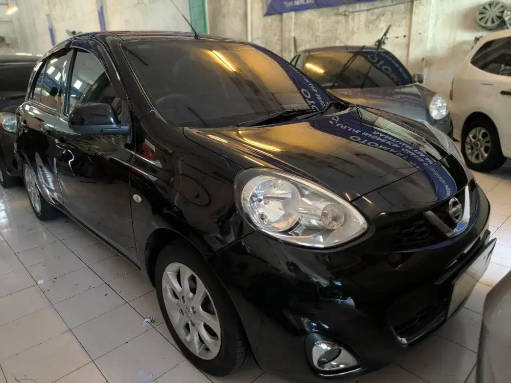 NISSAN 2017 MARCH 1.2 AT HITAM MULUS OTOMART 286 KENJERAN