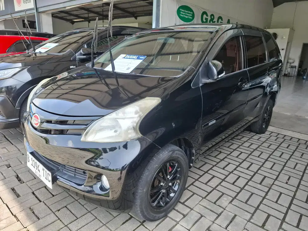 Daihatsu Xenia manual dp 5 juta 2014