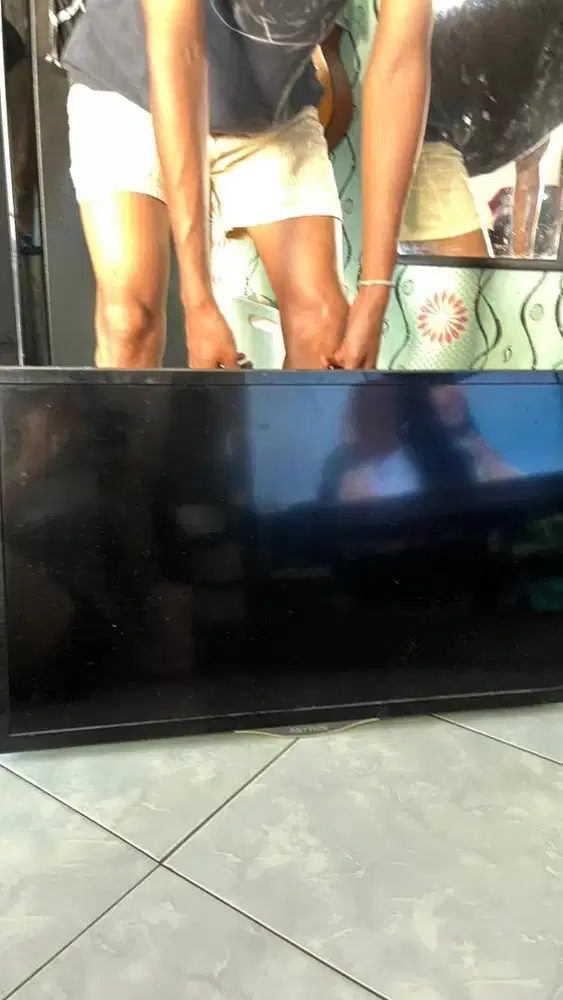 Dijual Digital TV Polytron 32