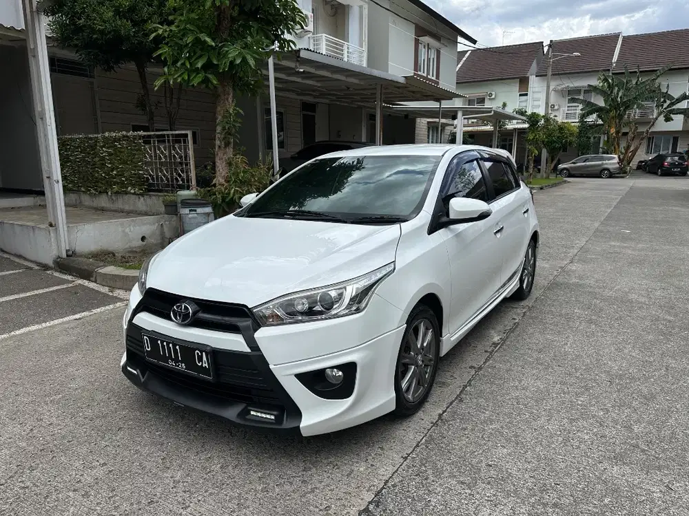 KM 67Rb! Yaris S TRD SPORTIVO AT 2015 antik mobil kecil jazz matic hrv