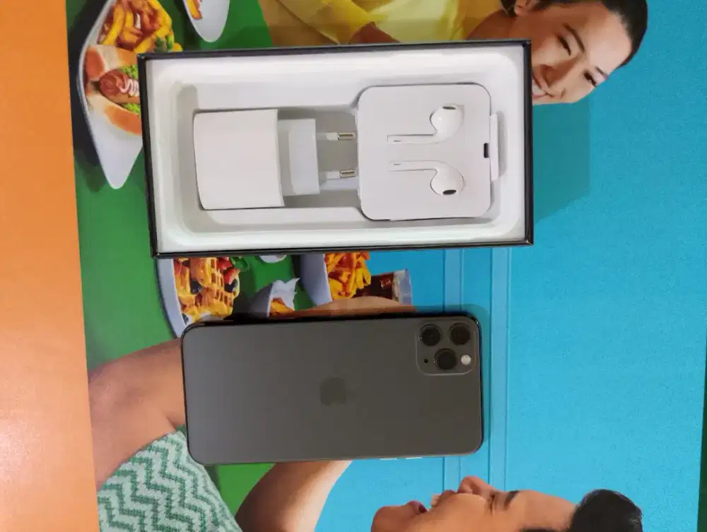 Iphone 11 pro max 256gb midnight gren ya