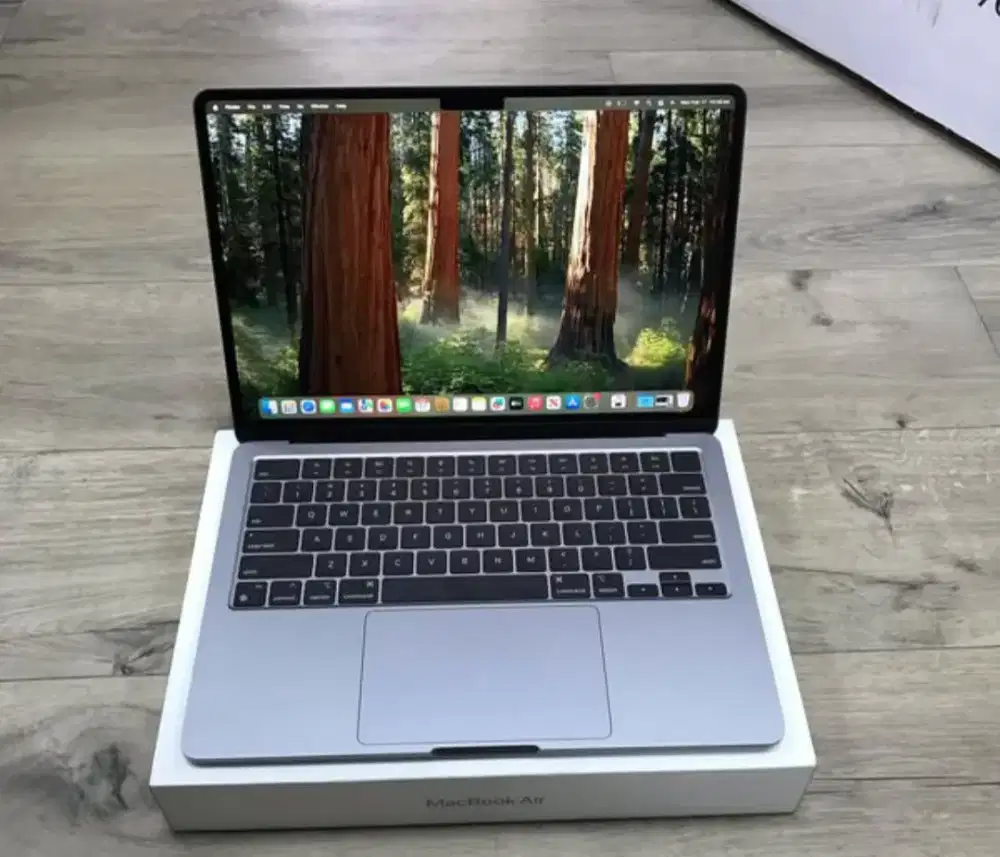 Terima Jual Beli Mcbook baru second Pro Air M1 M2 M3 M4 iPad & Iphond