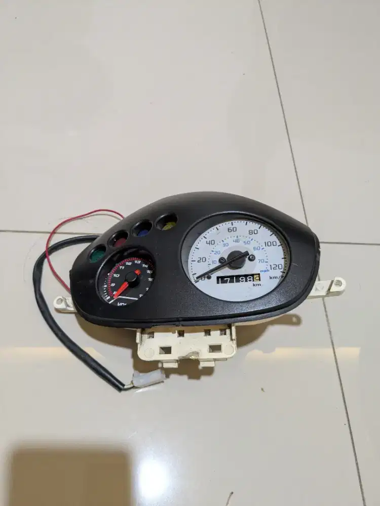 Batok depan belakang, berikut speedo meter