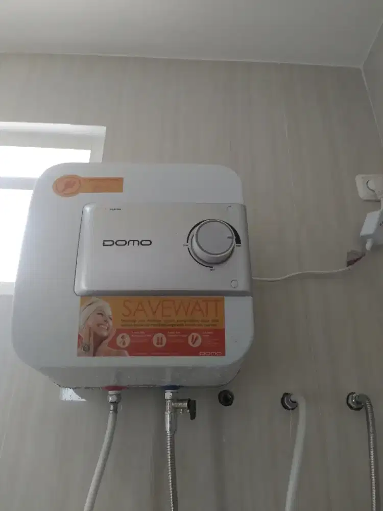 WATER HEATER LISTRIK - MANDI AIR HANGAT KITA
