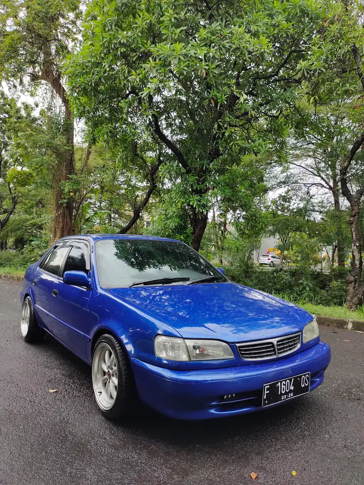 Toyota Corolla 2000 Bensin