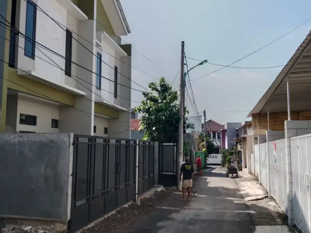 Rumah Siap Huni Cilangkap Jakarta Timur, SHM & PBG Pecah