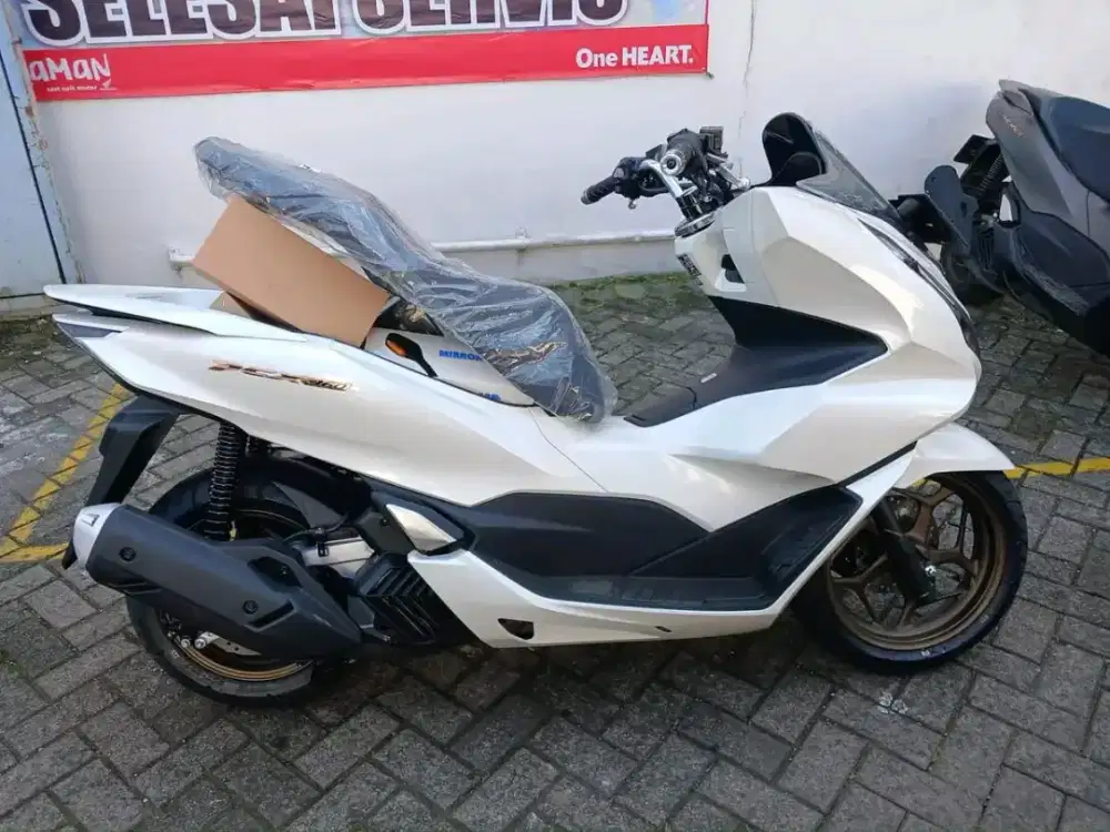 HONDA PCX 160 ABS TAHUN 2024