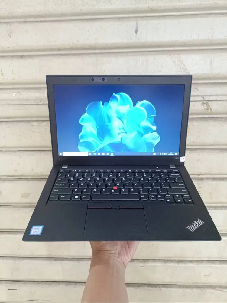Laptop Lenovo Thinkpad X280 i5 mulus