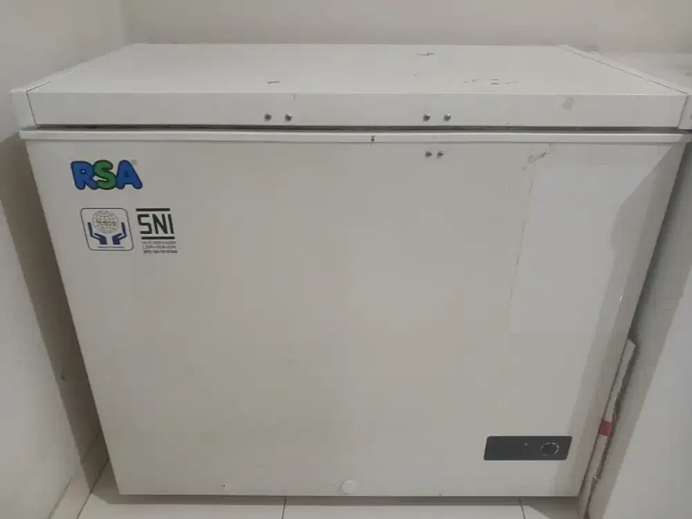 JUAL FREEZER RSA.CF 220