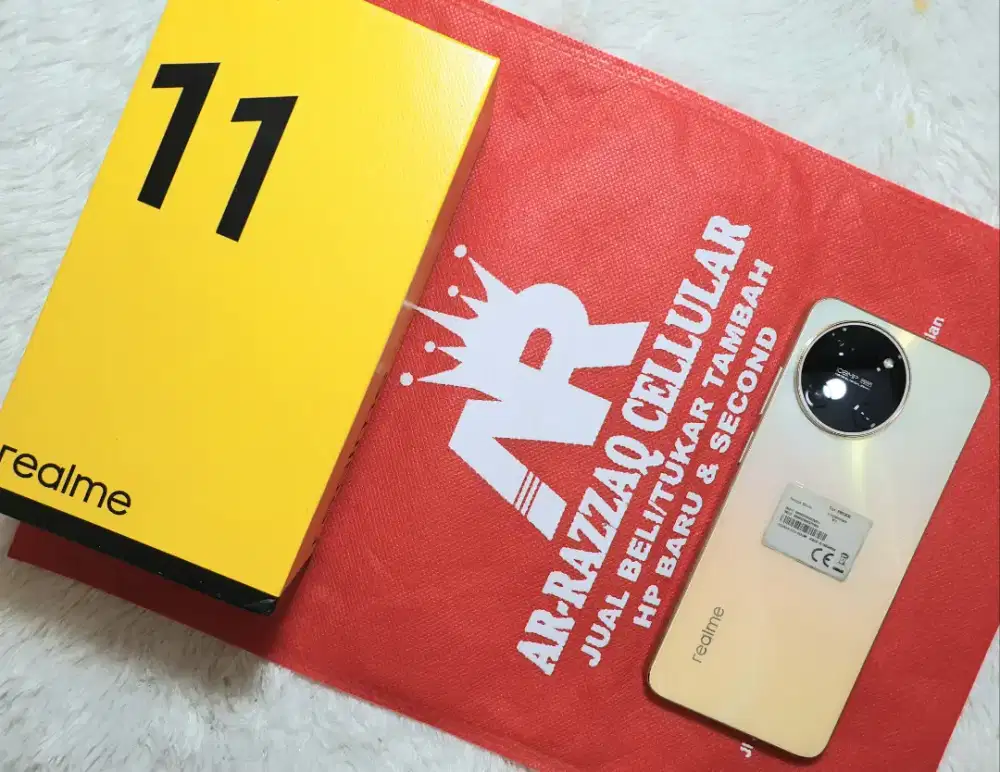 Realme 11 8/256 Layar SUPER AMOLED