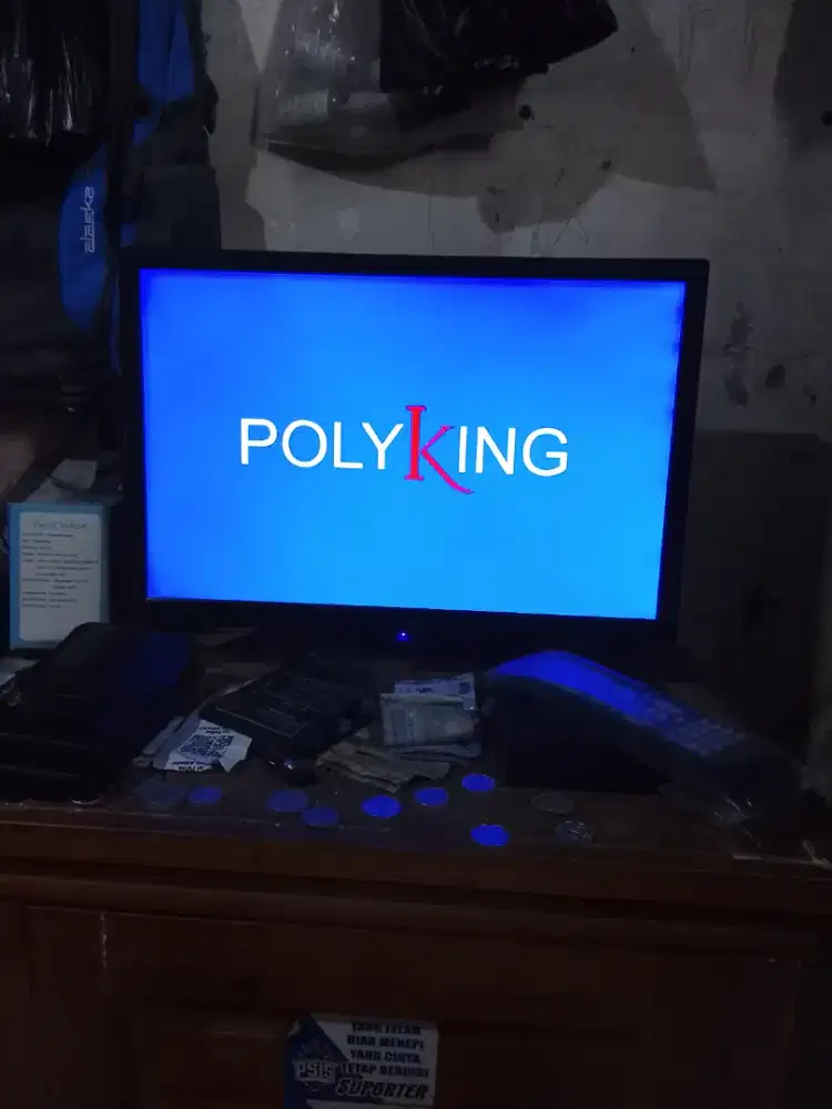 Televisi Digital Dan Antena Dengan Penguat Sinyal