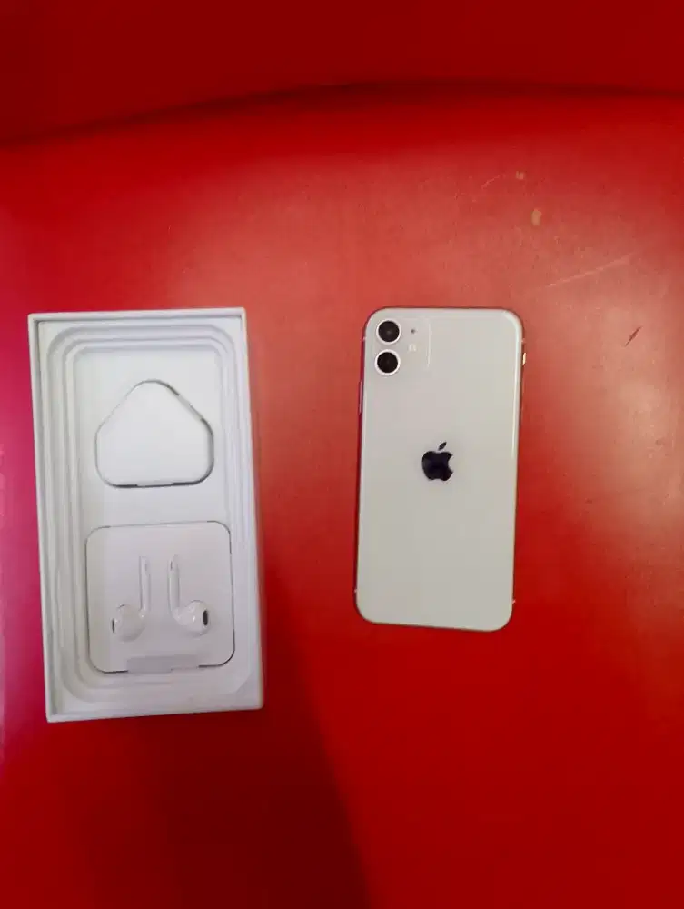 Iphone 11 128gb sehelai aplle