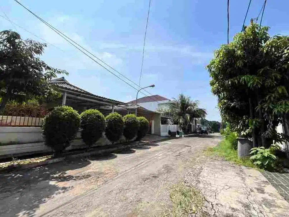 5 Menit Gerbang Tol Limo! Kavling SHM Dalam Perumahan Cinere