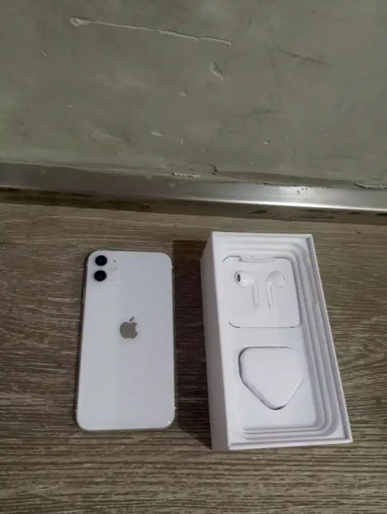Iphone 11 128gb color white