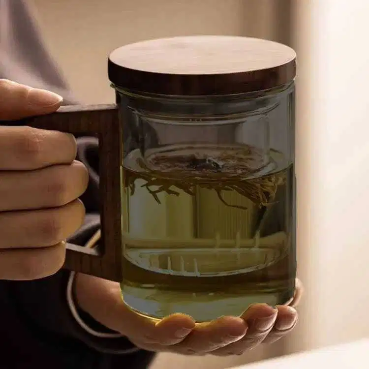 cangkir teh saringan kaca kayu