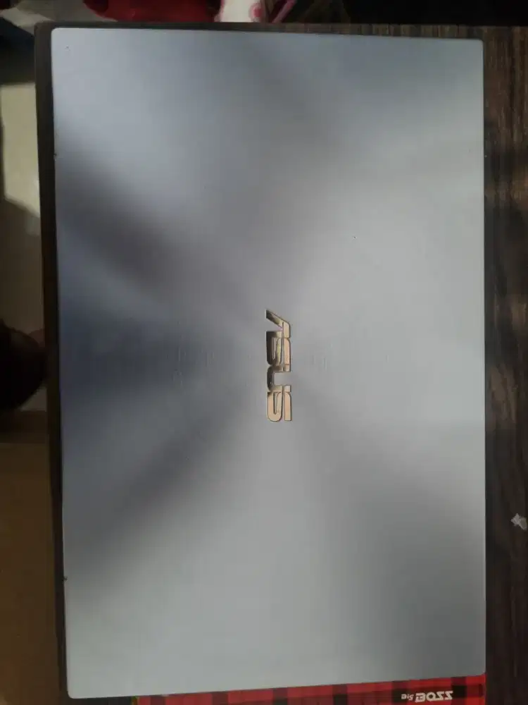 Laptop Zenbook UM431D Ryzen 5 Ram 6GB