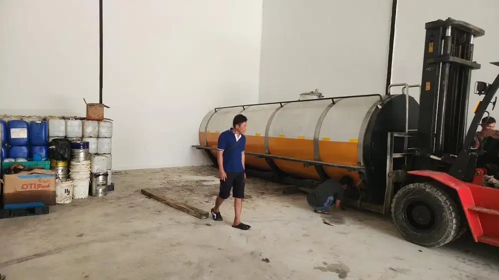 Dijual tangki 10T ex minyak