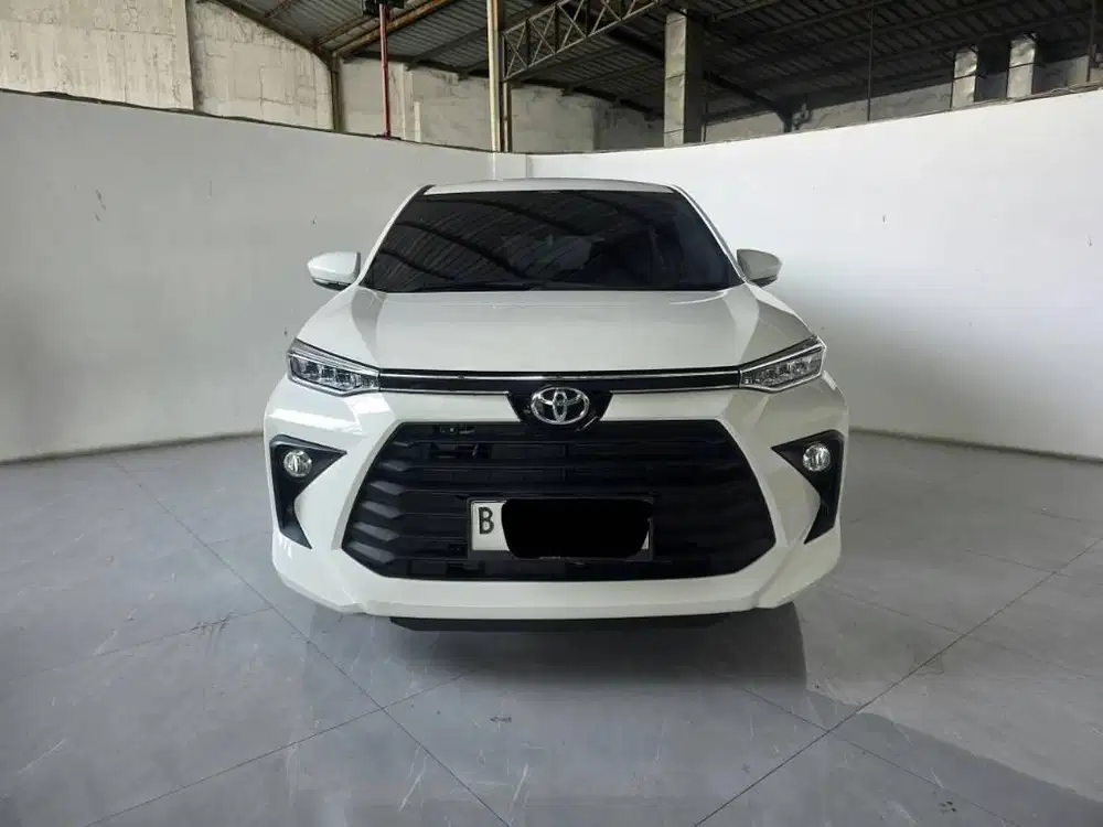 Toyota Avanza G 1.5 AT ( Matic ) 2023 Putih Km low 35rban Istimewa