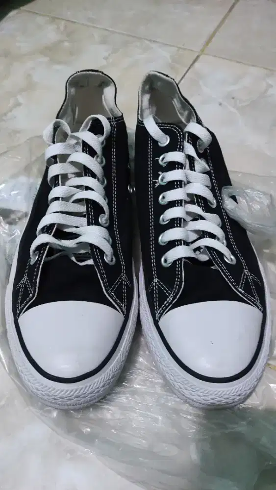 Sepatu Converse