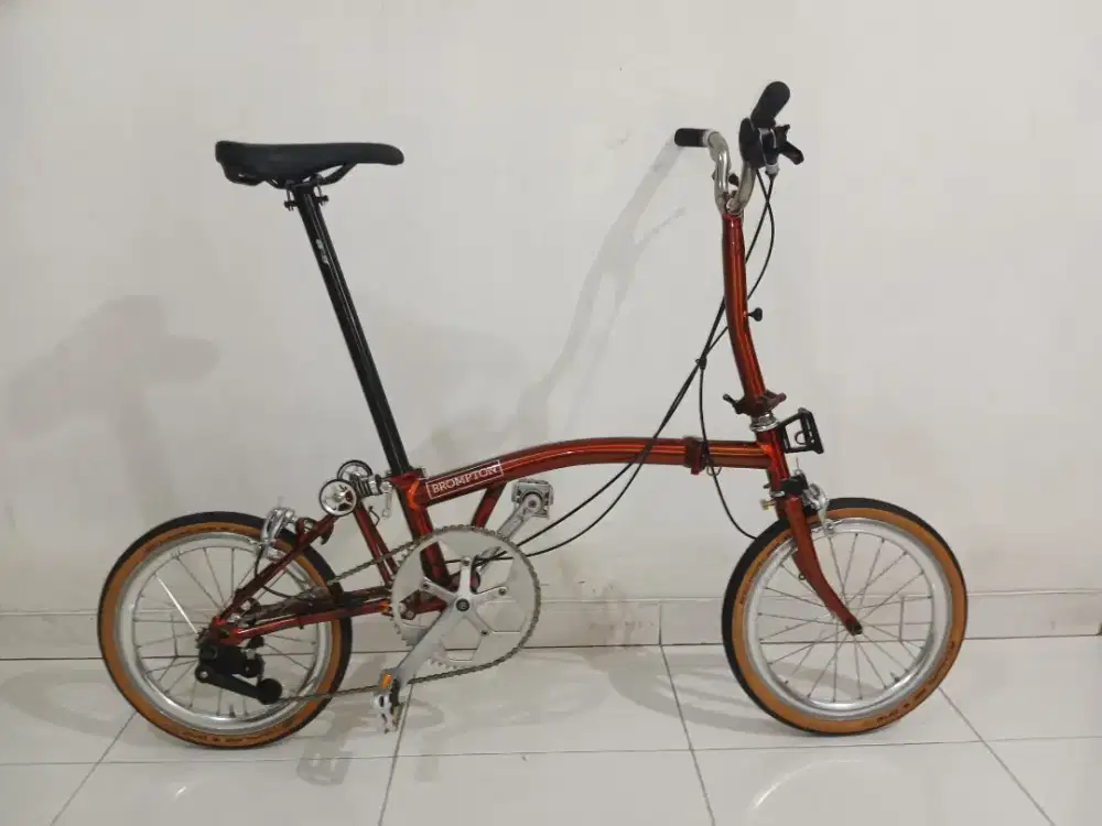 Brompton M3E 2019 Flame Lacquer 3 speed external Hubsmith Bumbee dll