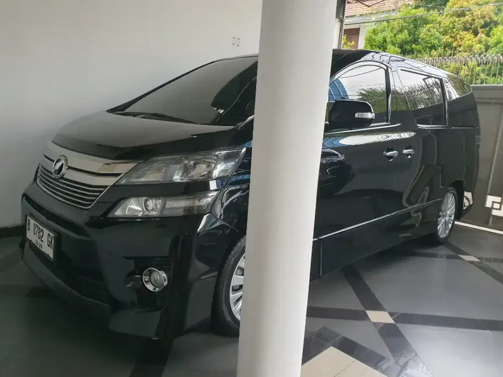 Vellfire ZG 2014