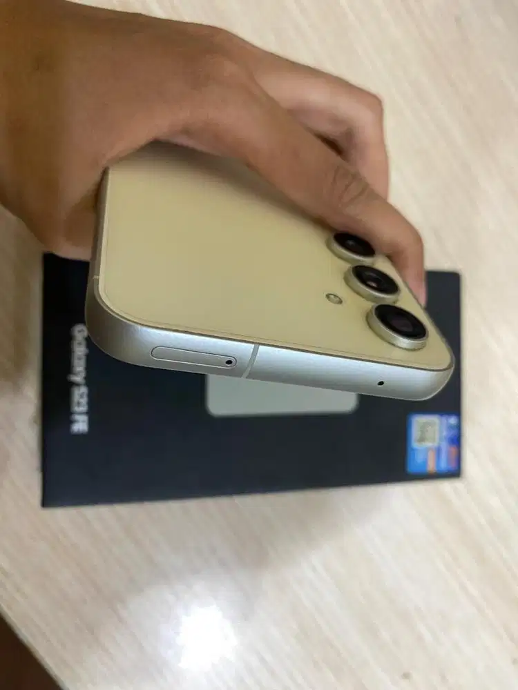 samsung s23 fe ram 8/256gb garansi