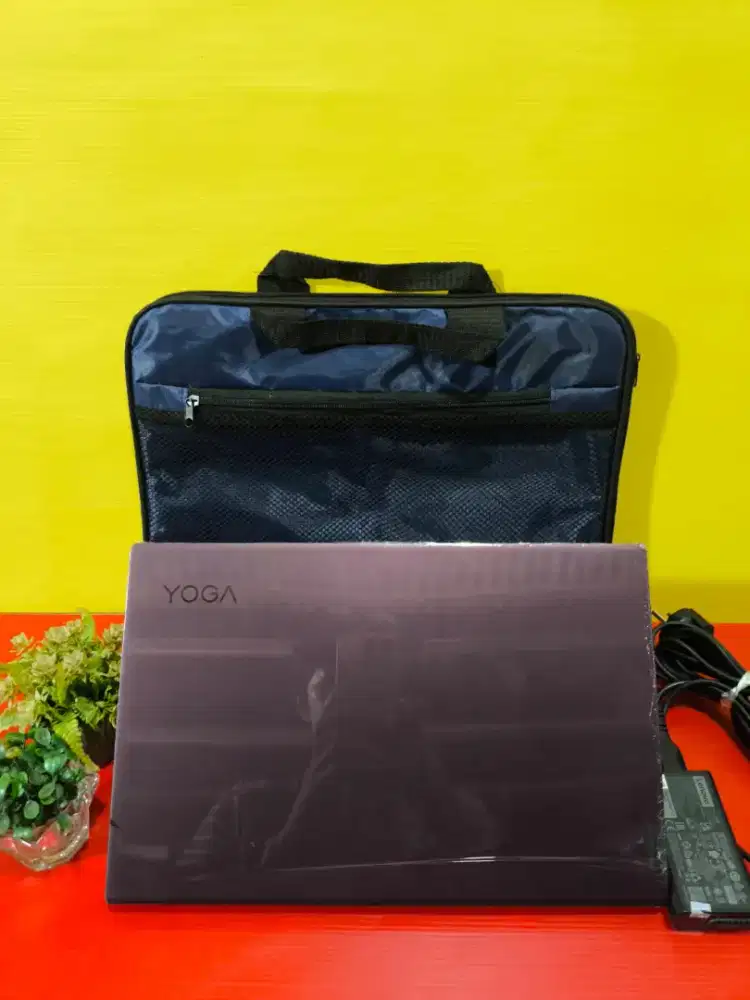 Laptop Lenovo yoga slim ryzen 5 oled ram 16 SSD 512