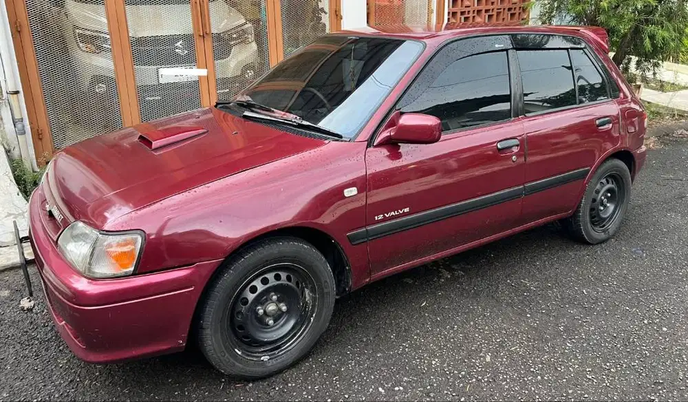 Toyota Starlet (1994)