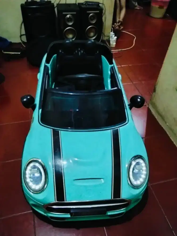 Mobil Aki Mini Cooper