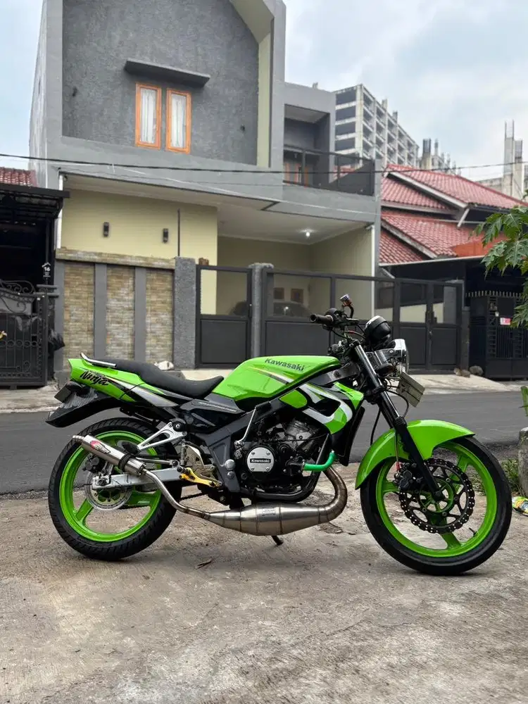 Kawasaki Ninja J 2002