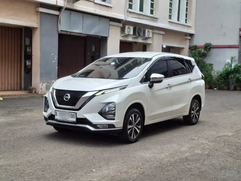 Nissan Livina VL new matic thn 2020/21full ori
