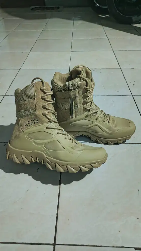 Sepatu PDL Ukuran 42