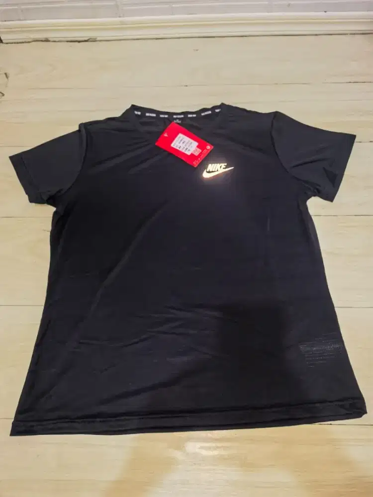 Jersey nike wanita sz M