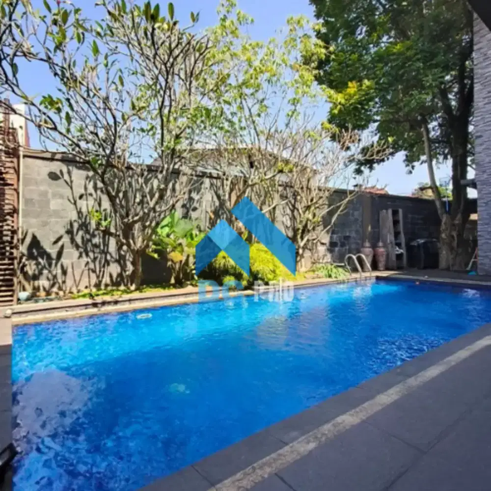 Dijual beserta isinya Rumah di Cijagra