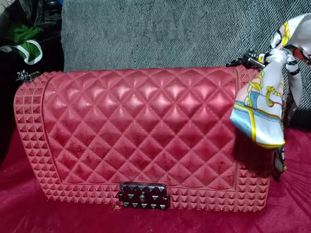 Tas bekas jelly bagus