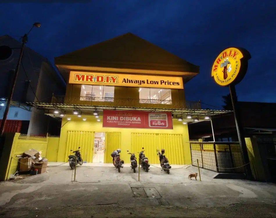 Jasa reklame revisual(ganti gambar reklame)